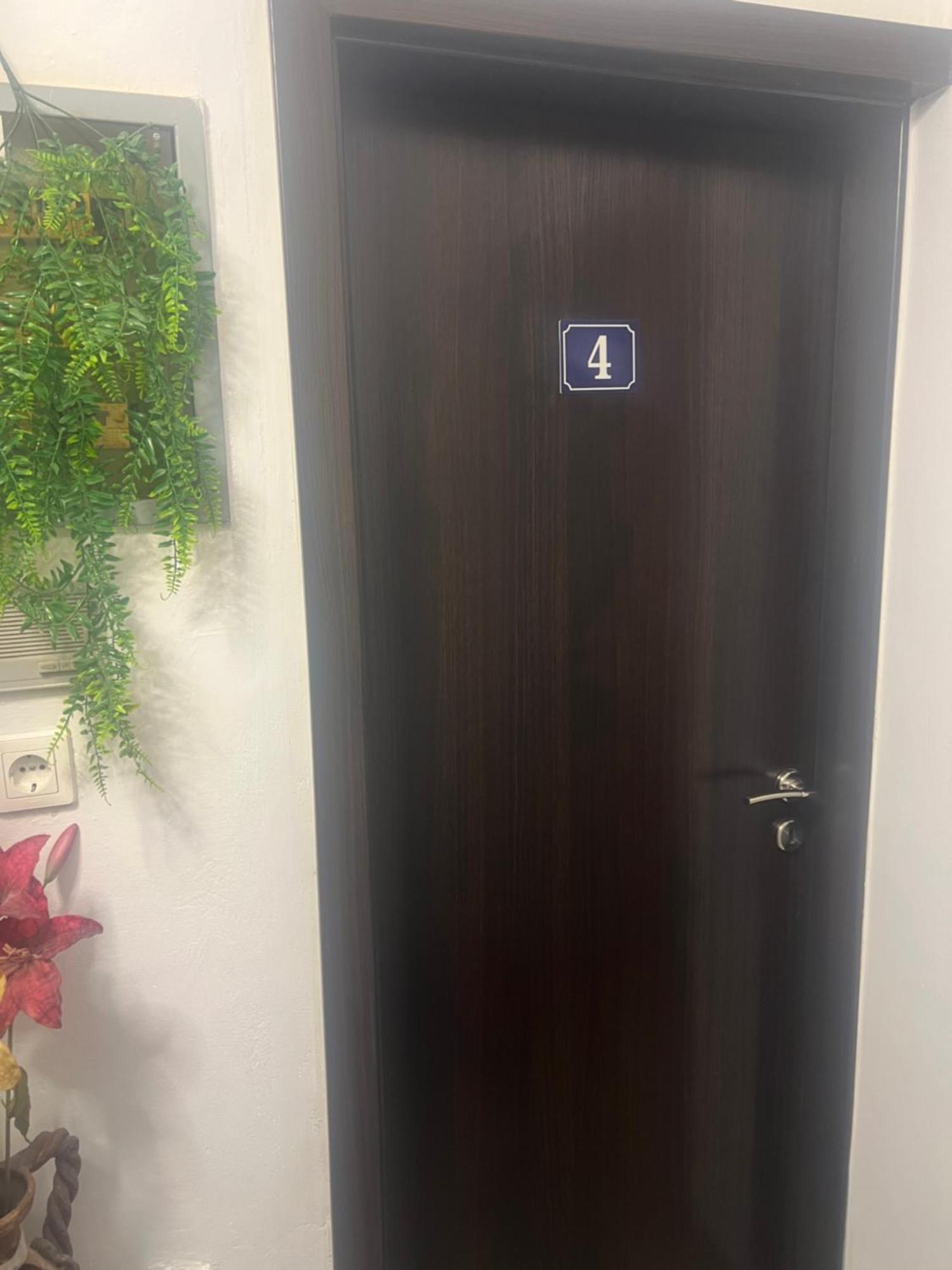 Centrally Located Private Rooms Heraklion  Exterior photo