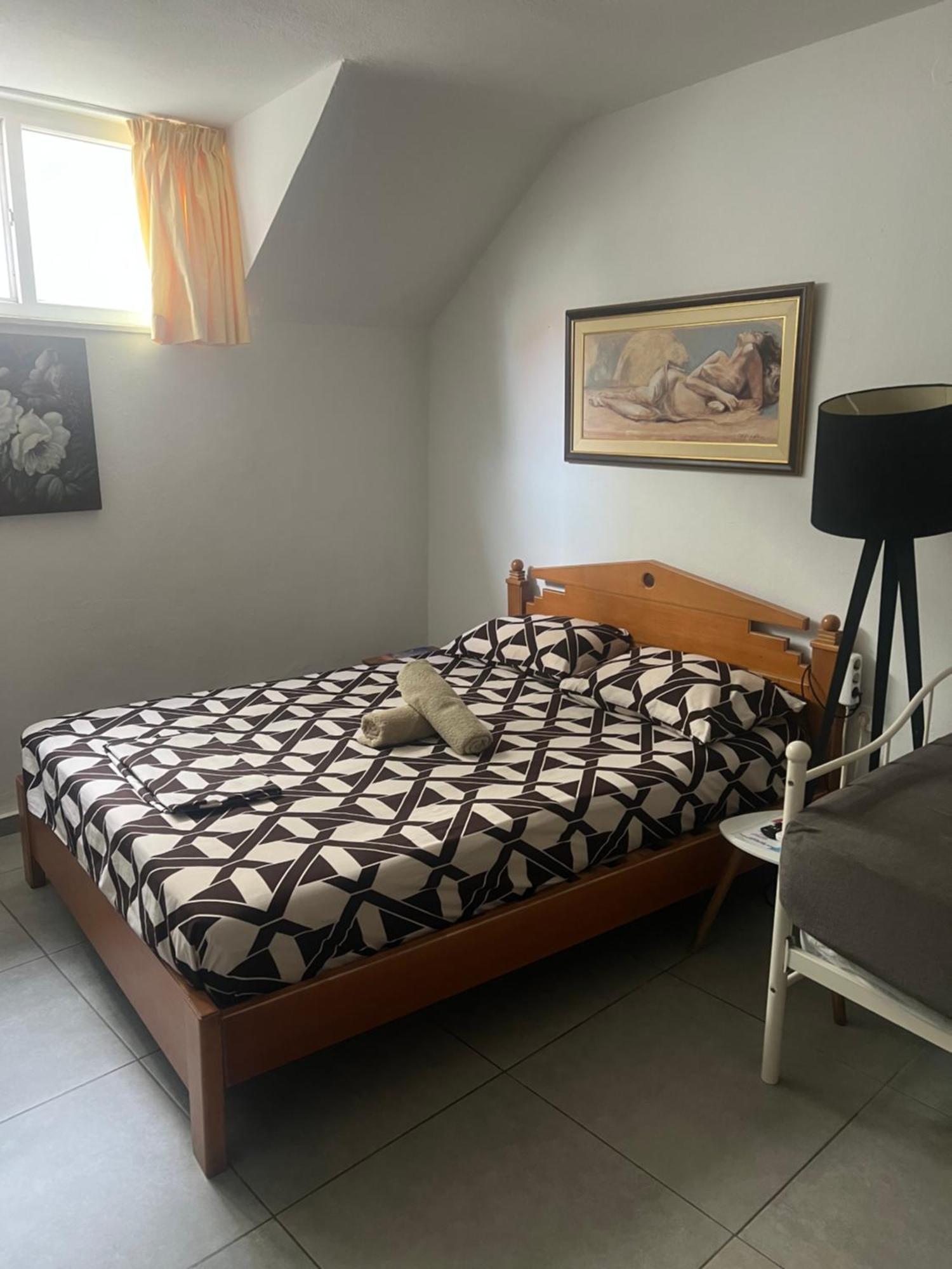 Centrally Located Private Rooms Heraklion  Exterior photo